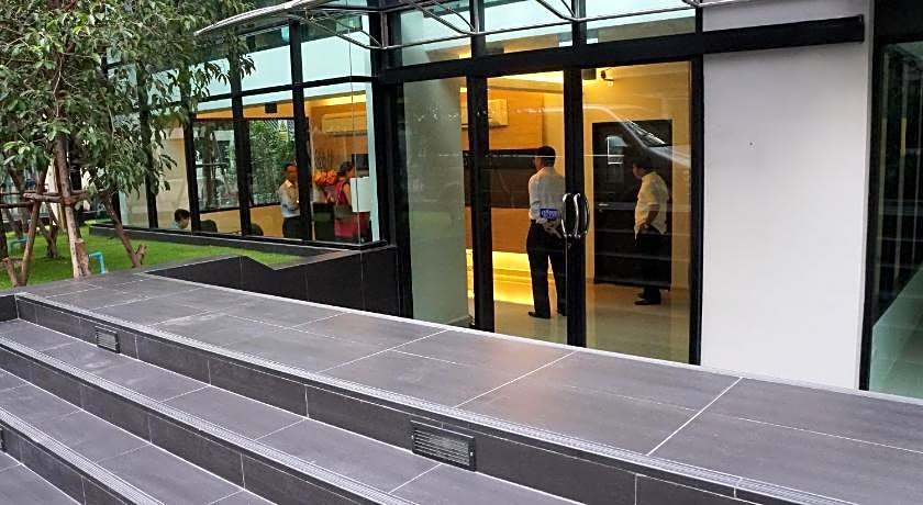 Avatar Residence Sukhumvit 7