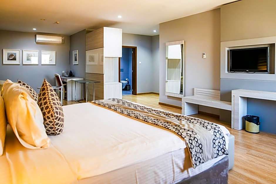 Foto 1 di 4 di 1 Queen Bed Suite