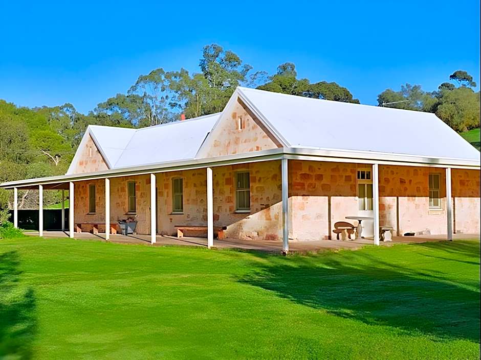 Bungaree Station Bed And Breakfast