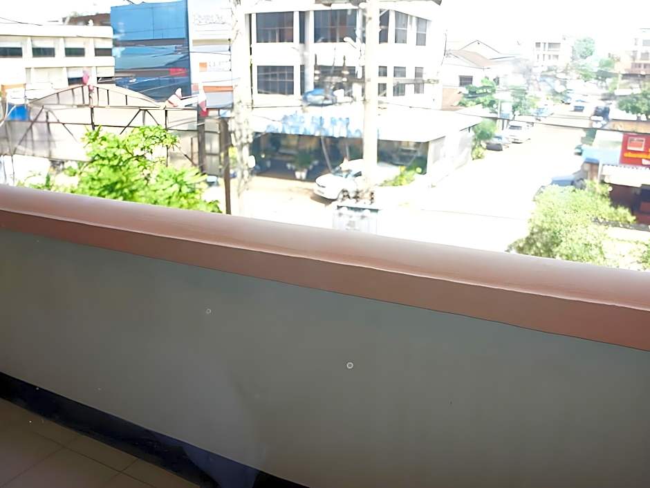 Sisavath Hotel
