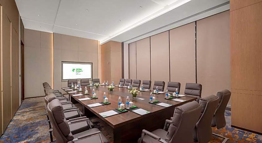 Holiday Inn Luzhou Longjian By IHG