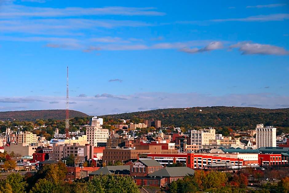 Holiday Inn Express & Suites Gibson By IHG