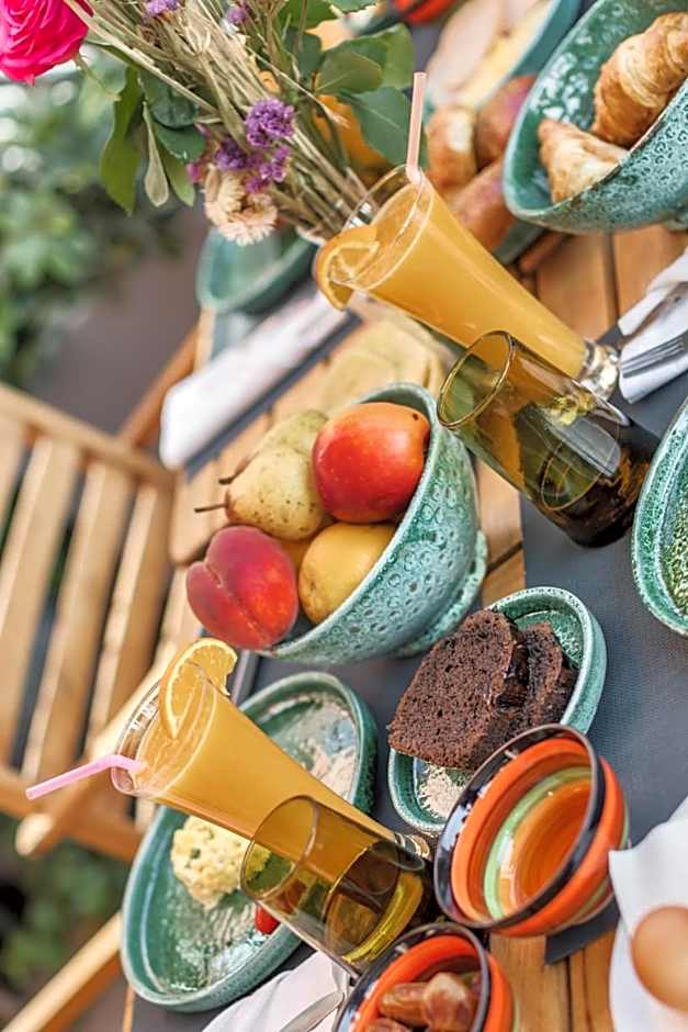 Amani Hotel Suites & Spa