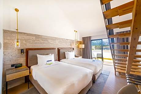 King Duplex Family Suite