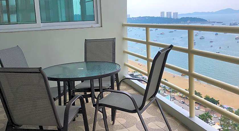View Talay 6 Pattaya Beach Condominium by Honey