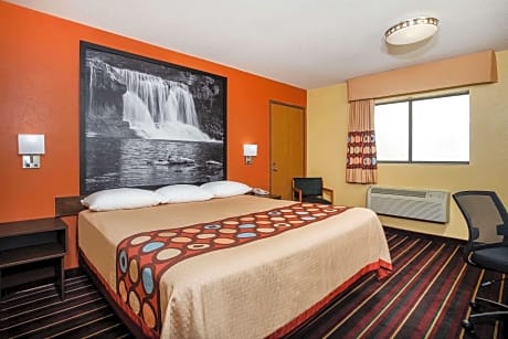 1 King Bed, Accessible Room, Non-Smoking