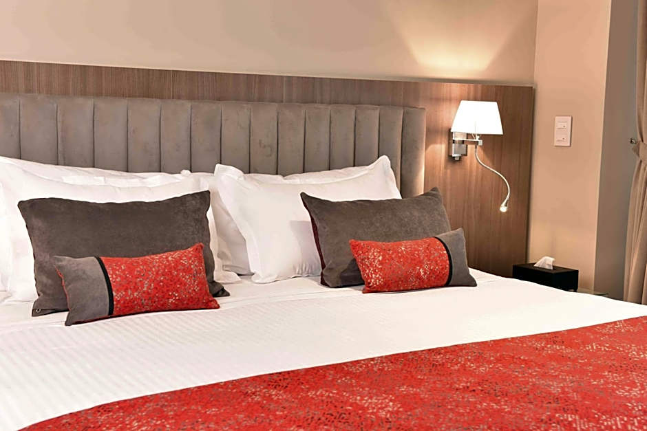 ARC Arenales Studios & Suites