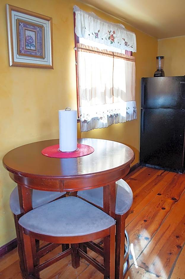 Sequoia River Front Cabins