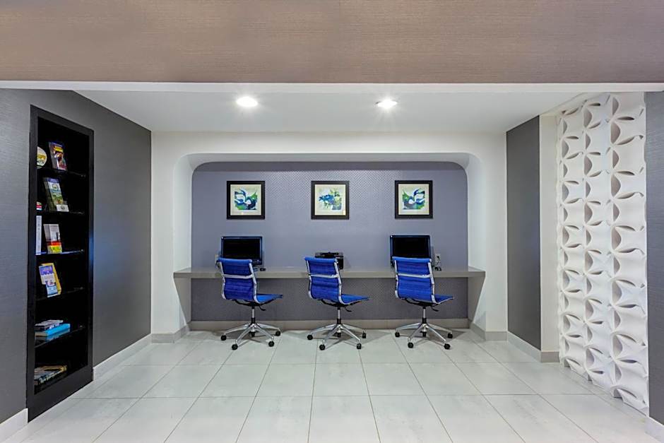 Holiday Inn Express & Suites Cooperstown by IHG