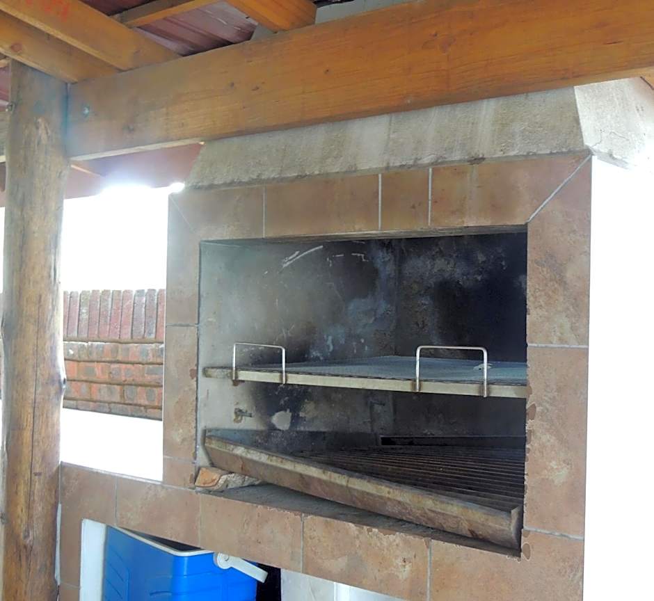 Fishermans Flat and House