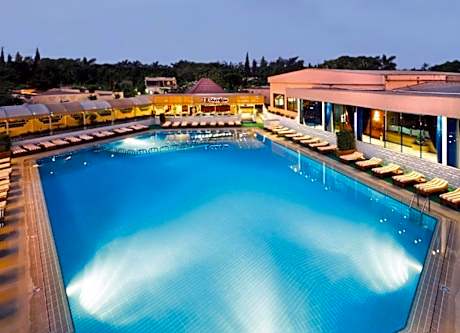 Cairo Pyramids Hotel