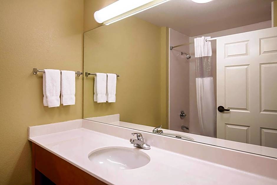 La Quinta Inn & Suites by Wyndham Bentonville