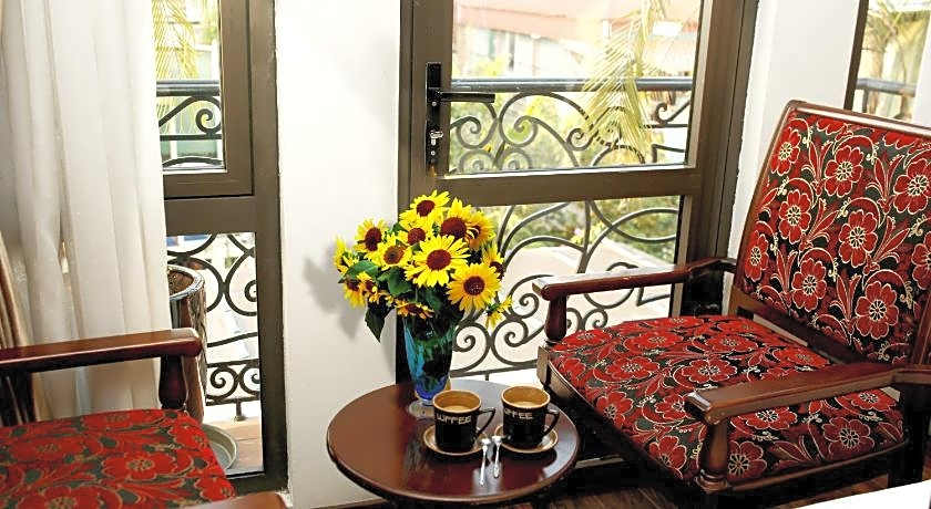 Golden Sail Hotel & Spa