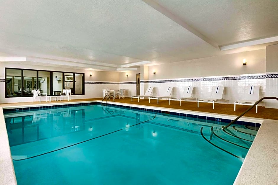 Country Inn & Suites by Radisson, Dalton, GA