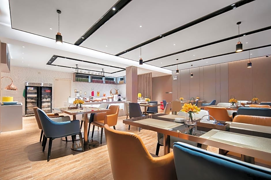 Echarm Hotel Jingzhou Honghu Long Street