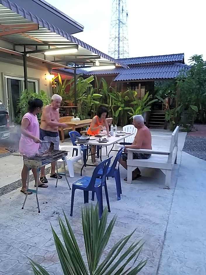 บ้านทะเลอิ่มเอม Bann Talay Im eimm