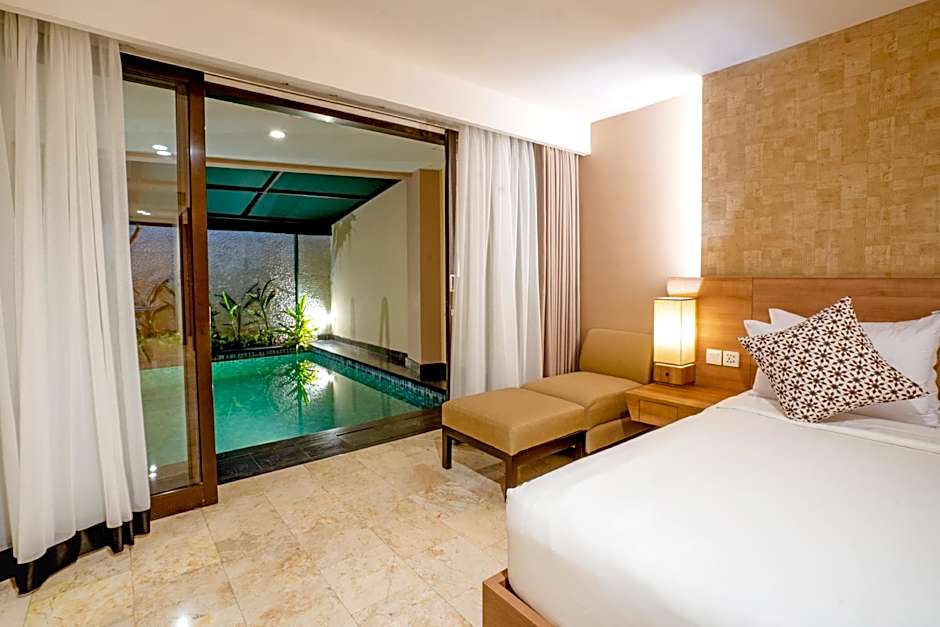 Cross Vibe Paasha Atelier Bali Kuta
