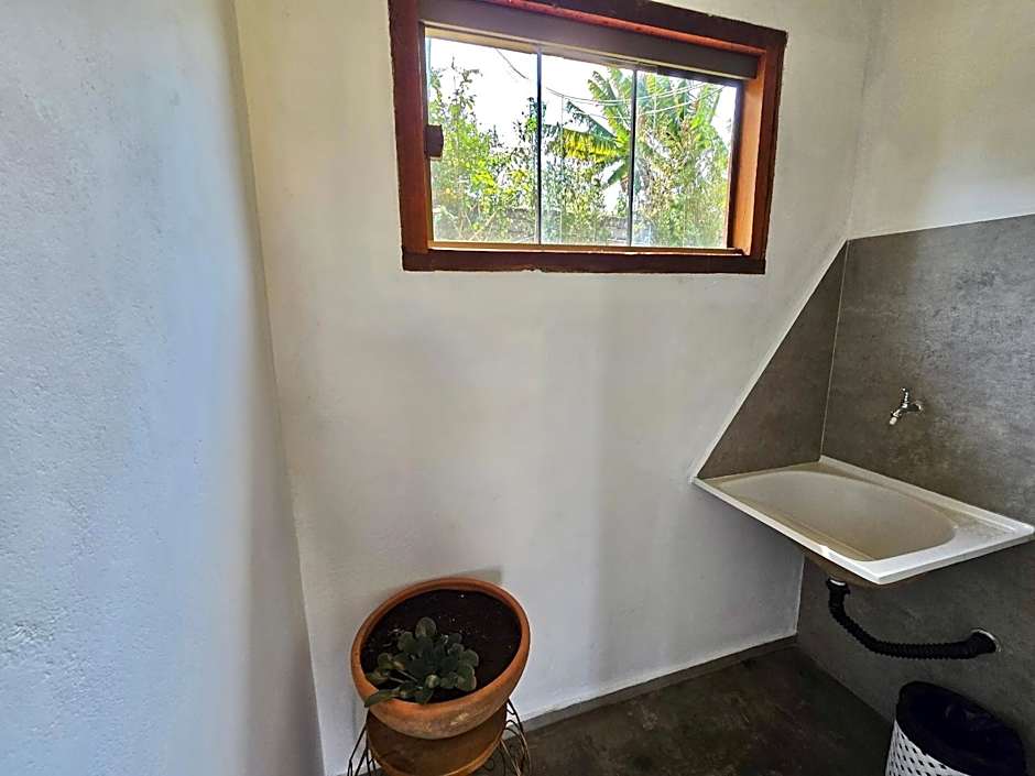 Chalés Vila Carrancas - Ao lado do centro com piscina, cozinha completa e muita tranquilidade