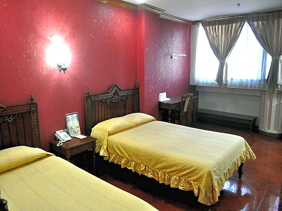 Pearlmont Hotel