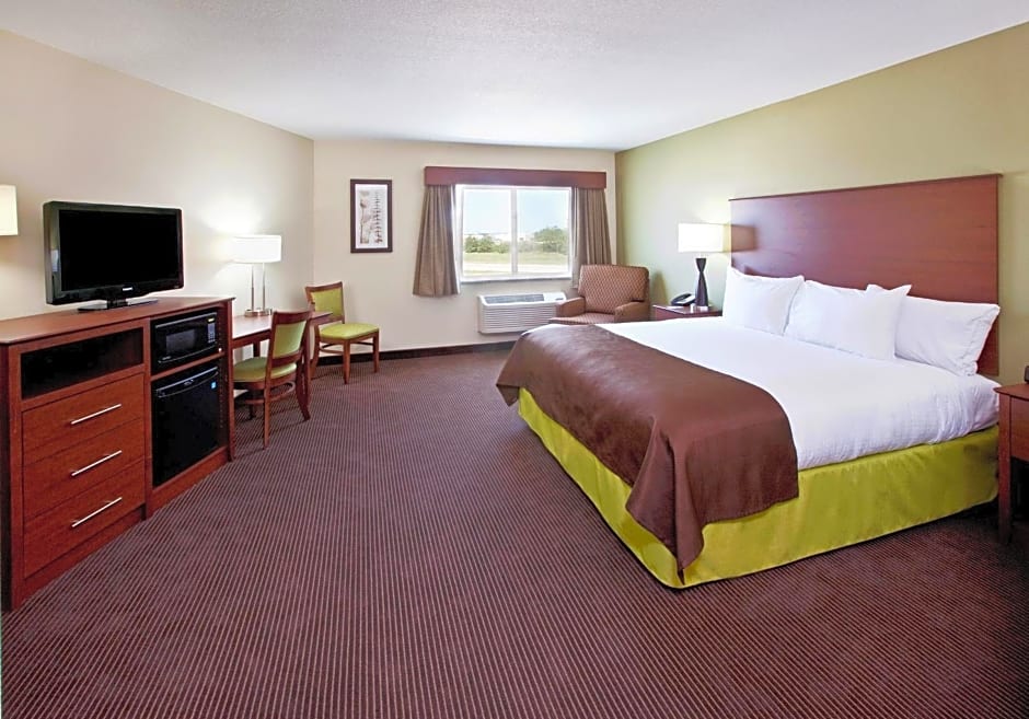 AmericInn by Wyndham Osage