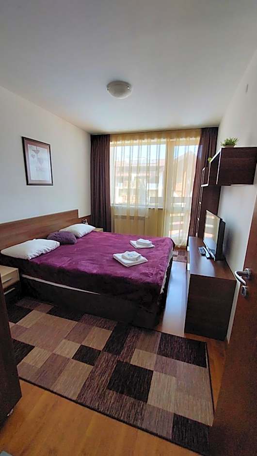 500м. от лифта Сладък дом в Белведере СПА комплекс