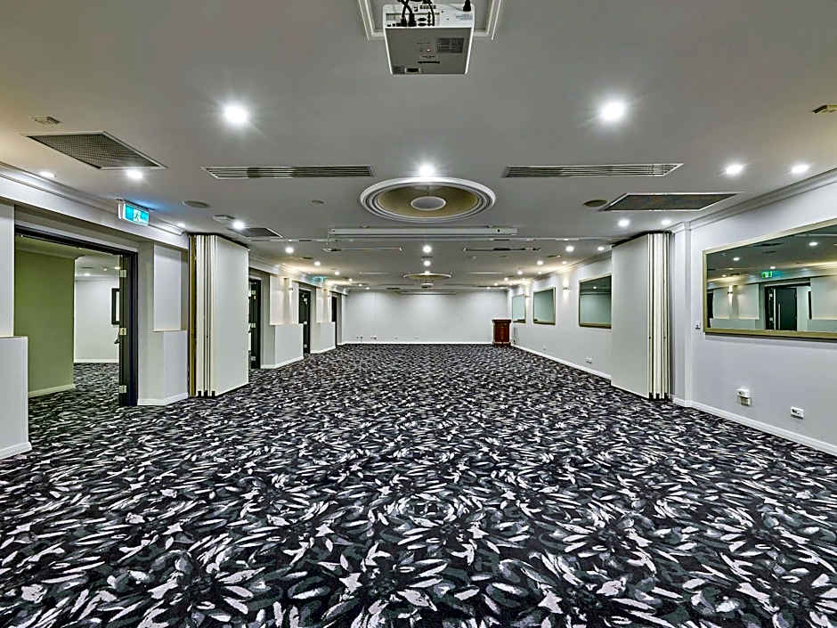 Mercure Perth On Hay