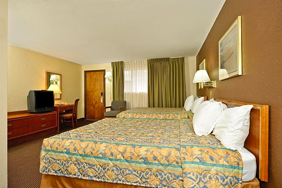 Country Hearth Inn Hannibal