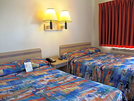 Deluxe Double Room with Two Double Beds - Non-Smoking