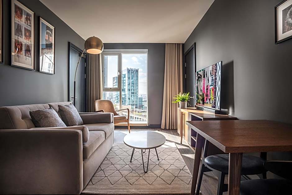 The Gate London City