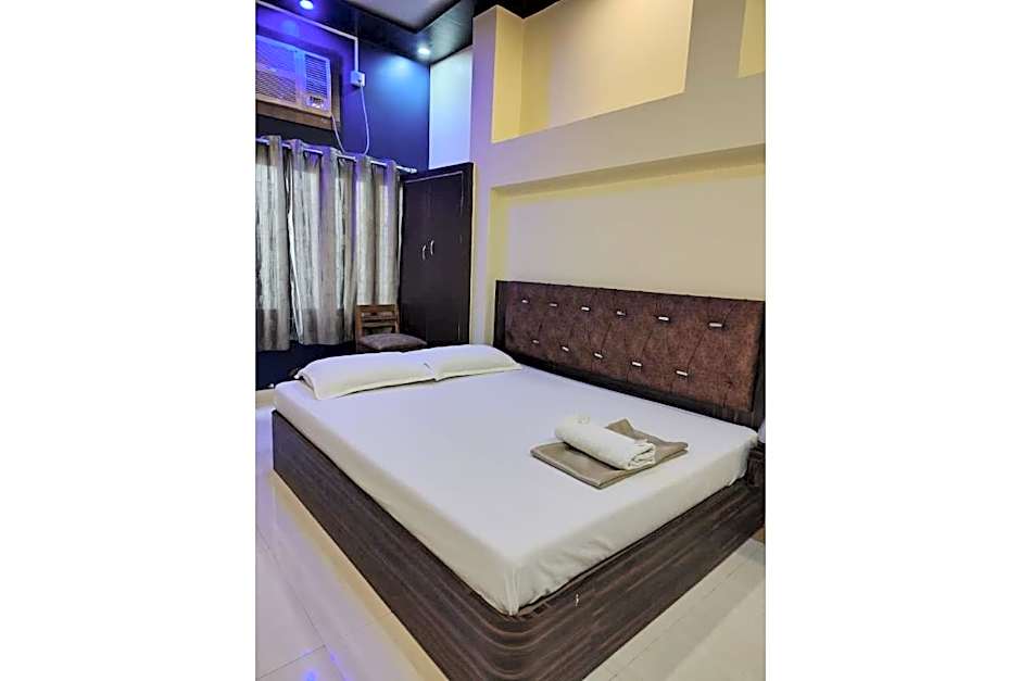 Khushi Paying Guest House