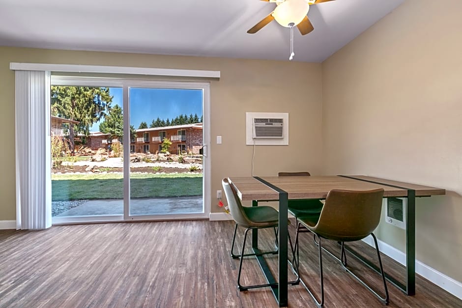 Sunrise Garden Suites