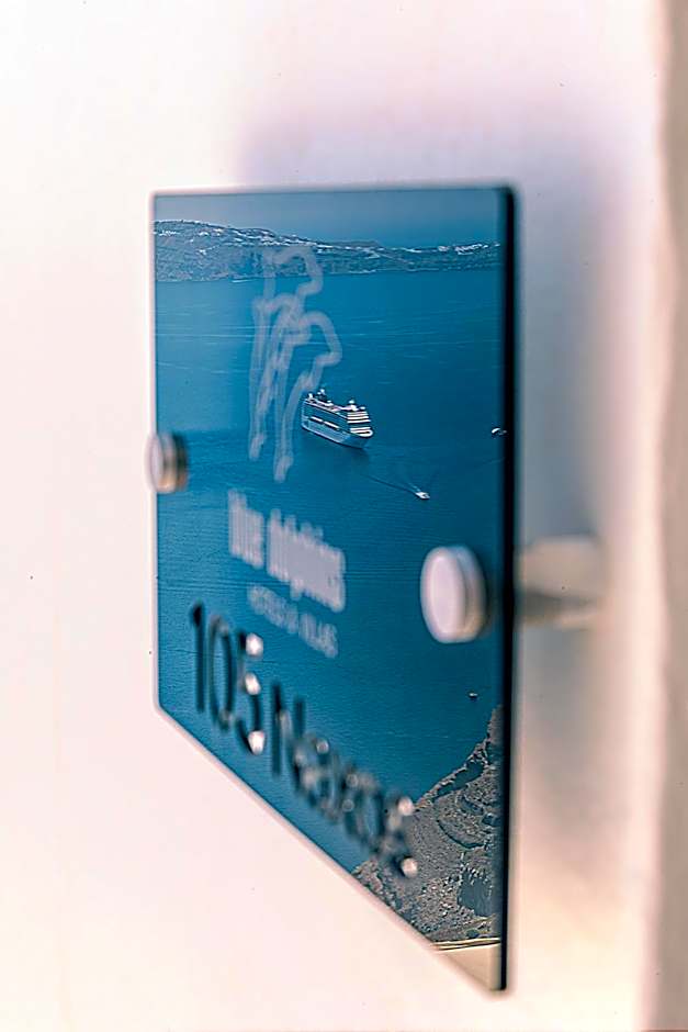 Blue Dolphins Apartments