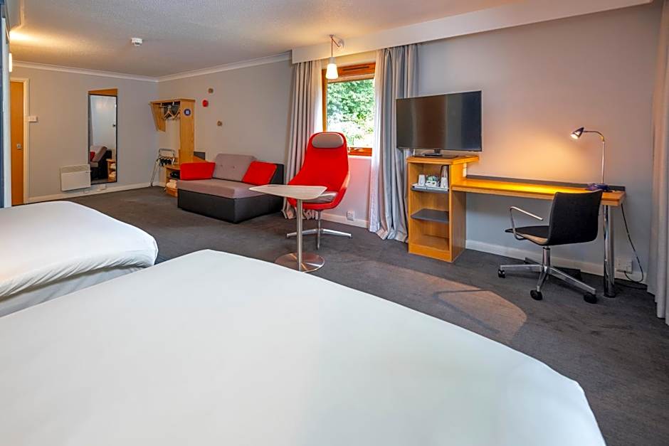 Holiday Inn Express Taunton East By IHG