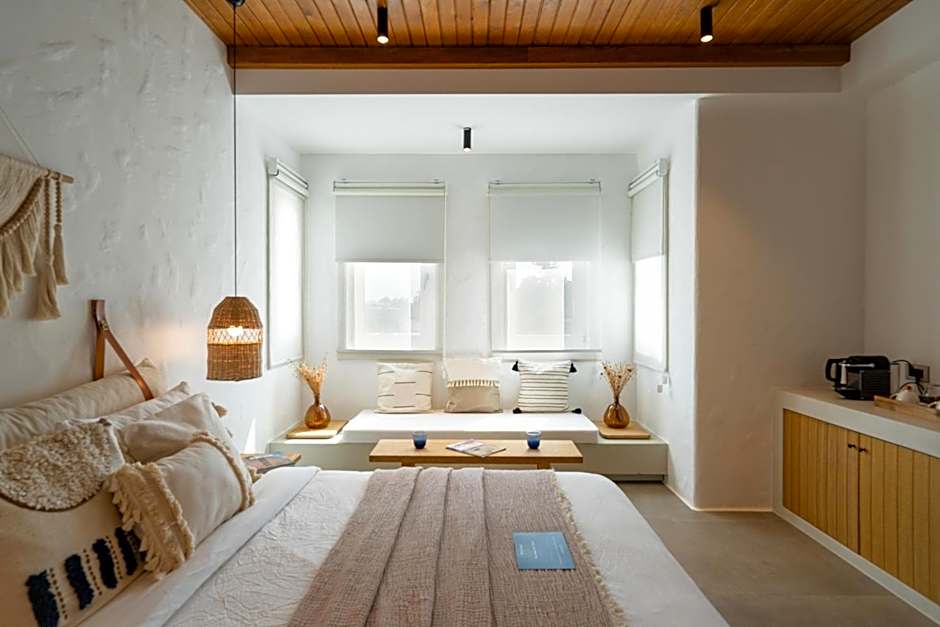 Nomad Hotel Side - Adults Only