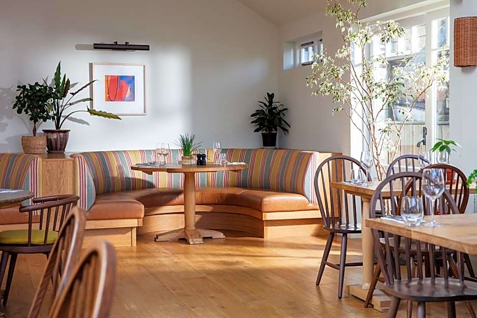 The Plume of Feathers