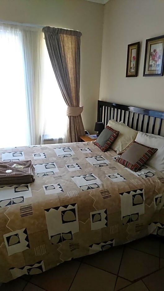 Country Blue Luxury Guest House