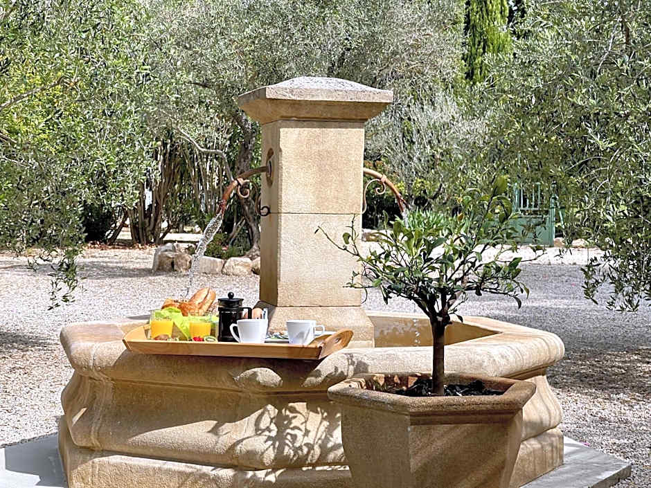 Domaine Au Coeur des Alpilles