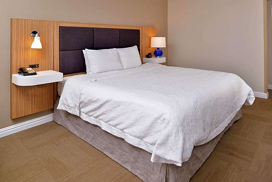 Hampton Inn By Hilton Greensboro-East