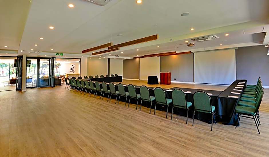 Seasons Golf, Leisure & Spa