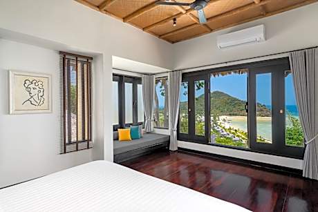 Oceanview Hillside Pool Villa