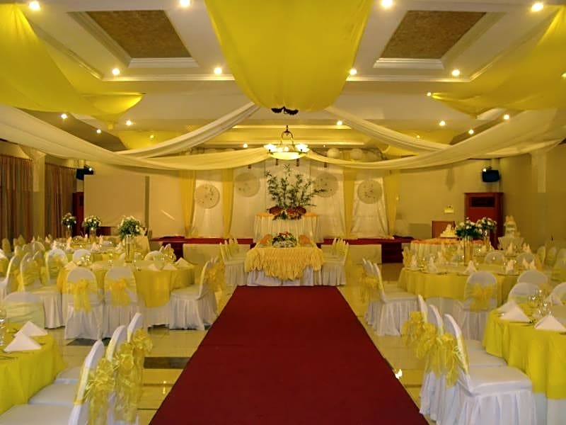 Alicia Hotel & Restaurant