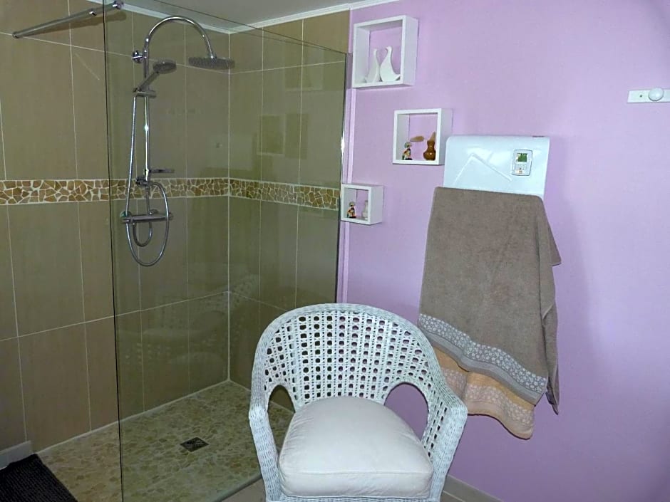 LE CLOS D'EMELINE