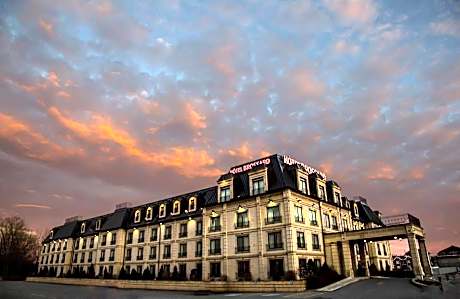Hotel Brossard, an Ascend Collection Hotel