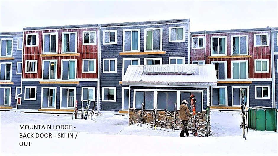 Stroll to Slopes, Village Area, Ski in-out MtLodge 294