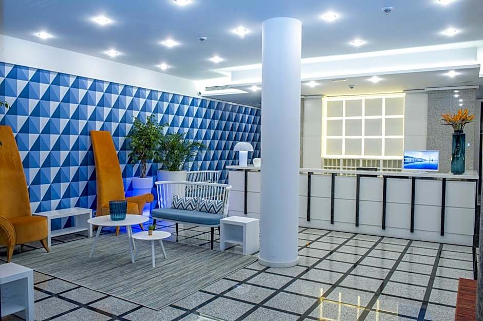 Terrace Mar Suite Hotel