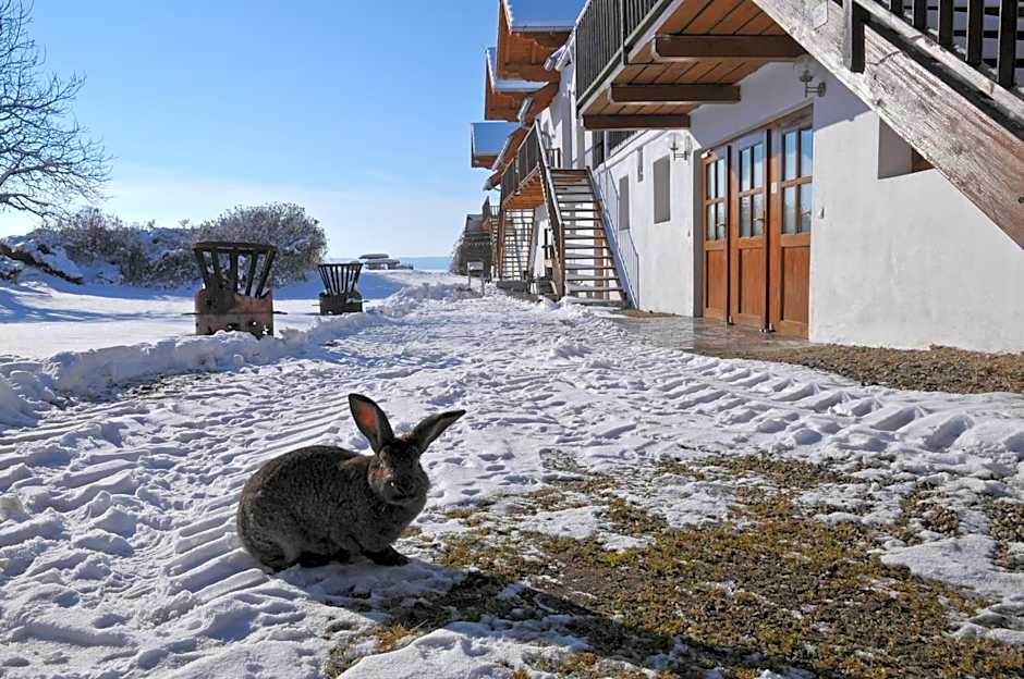 Geinberg Suites & Via Nova Lodges