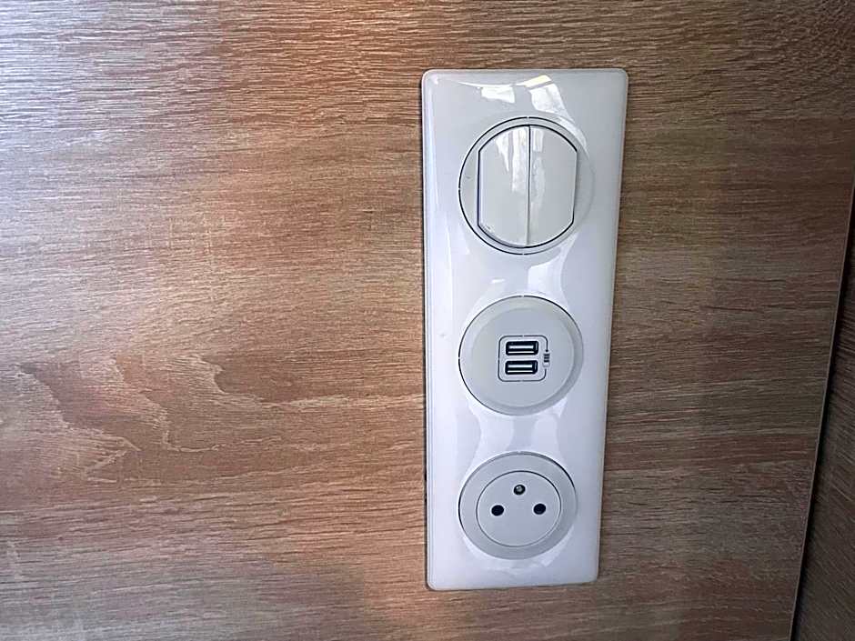 Kyriad Direct Brignoles - Provence Verte