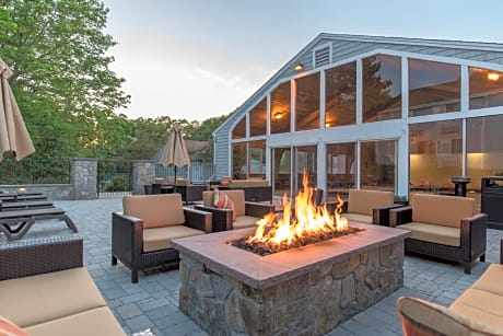 Rockport Inn and Suites