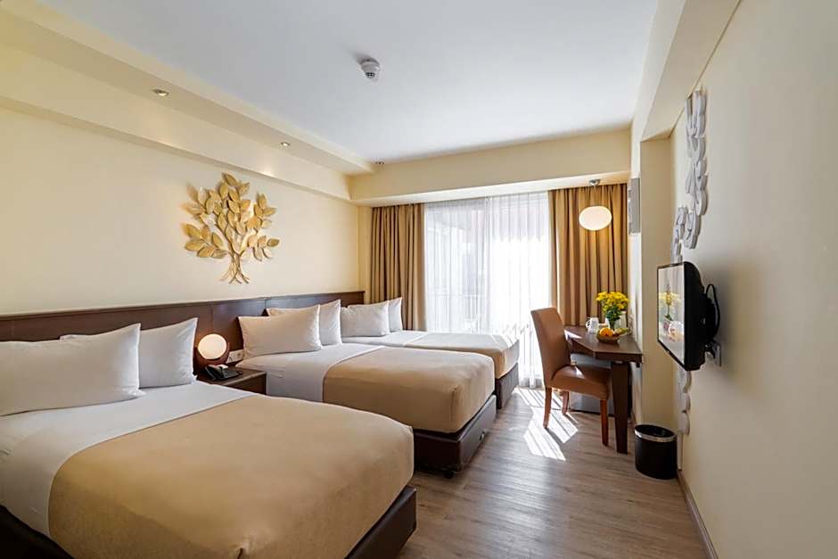 Photo 1 of 5 of Triple Room