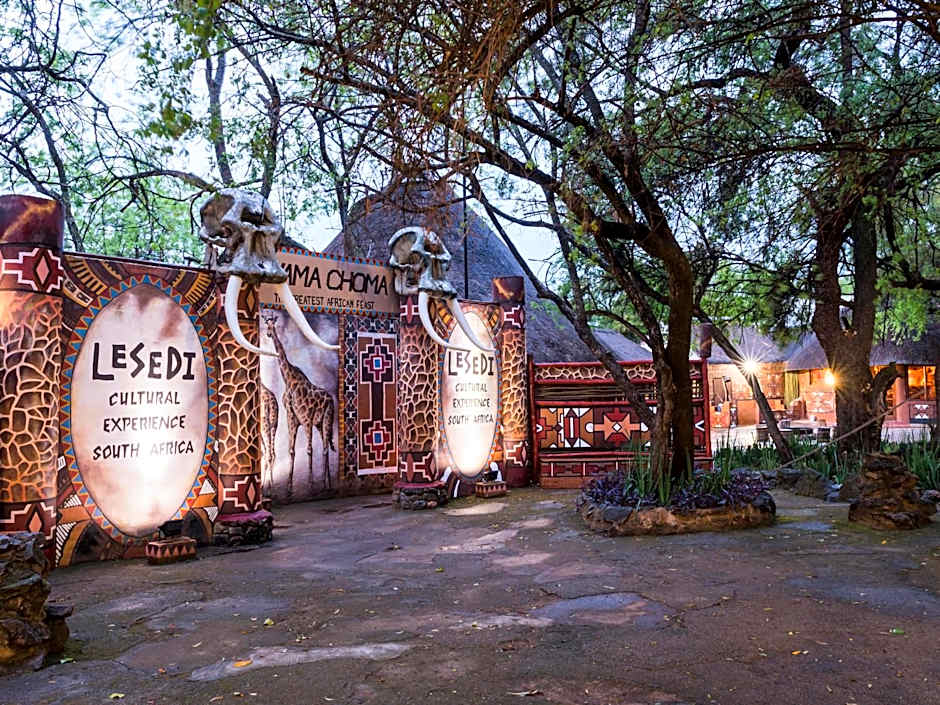 aha Lesedi African Lodge & Cultural Village